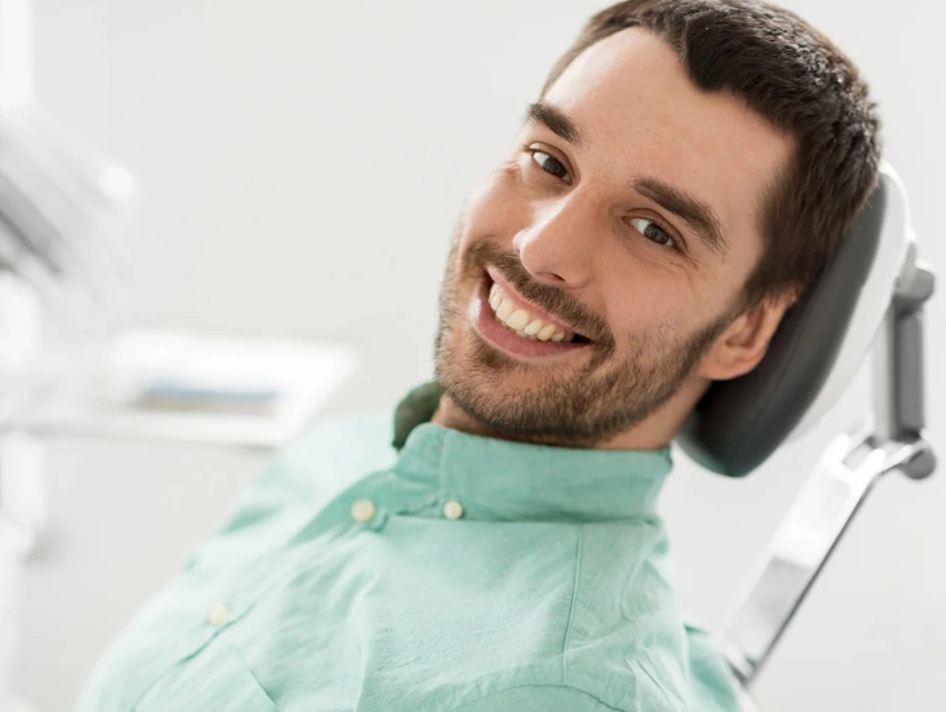 Dental-Implants